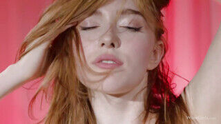 WOWGIRLS - Jia Lissa kívánatos maszturbálása