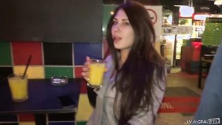 Ayda Swinger a méretes kannás tinédzser szajha