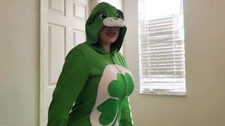 18 éves cosplayes gigantikus fenekű latin amerikai zsenge
