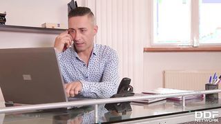 Sienna Day két hímtagot kap