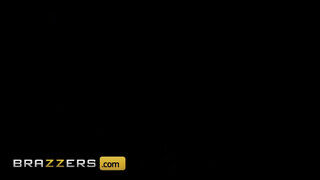 Brazzers - Cherie Deville tini pasival hancúrozik