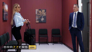 Brazzers - Abella Danger ánusza bekúrva