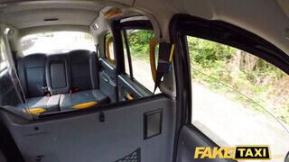 Fake Taxi - Barbie Sins hátsó bejáratba kefélve
