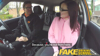 Fake Driving School - amerikai gádzsi megkettyintve