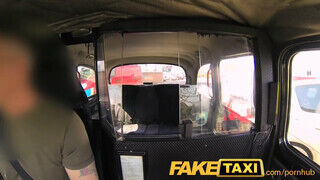 FakeTaxi - vonzó nővérke kufircolni akar