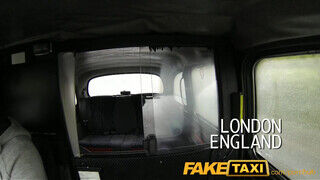 FakeTaxi - vörös rövid hajú szuka szúk muffja