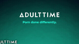 ADULT TIME - Édeshármas porno a konyhában