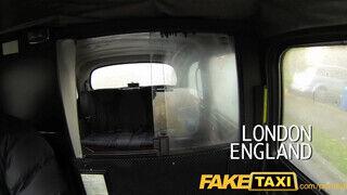 FakeTaxi duci litván modell rúdat szop