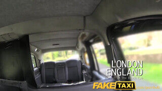 FakeTaxi vörös hajú holland gádzsi keményen akarja