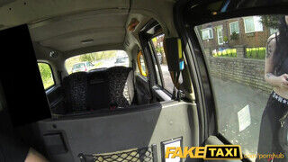 FakeTaxi - kitetovált csak szétbaszva