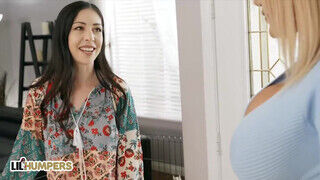 Lil Humpers - Amber Alena az óriás csöcsű milf