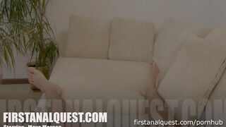 Maya Morgen a 18 éves zsenge szuka - First Anal Quest