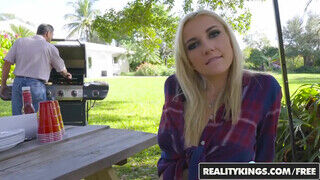 RealityKings - Jade Ambers megkívánta a kukit