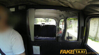 FakeTaxi - Rio Lee a gigantikus cickós barna gádzsi