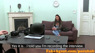 FakeAgent - latina táncoslány szexy casting forgatás videója