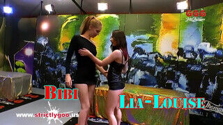 German Goo Girls - dupla cuki maca sok fügyit akar
