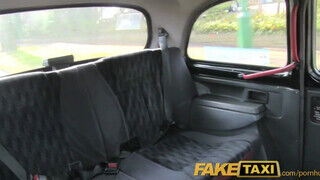 FakeTaxi - Világos Szőke maca megkúrelva