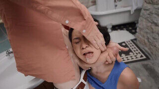 Brazzers - Little Louise és az óriás faszú fószer