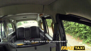 Fake Taxi - Kira Noir kufircol a hátsó ülésen