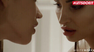 White Boxxx - Alyssia Kent és Alyssa Reece a fullos román lányok