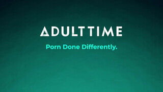 ADULT TIME - Házaspár és a biszex pasik