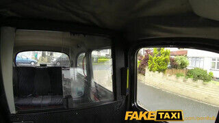 FakeTaxi - egy dögös irodista gádzsi