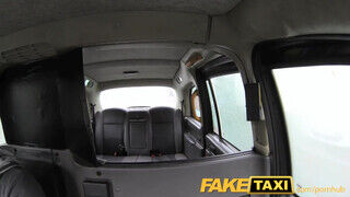 FakeTaxi - csoki nőci szűk vaginája