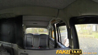 FakeTaxi - brutáljó világos szőke szuka dögös fehérneműben