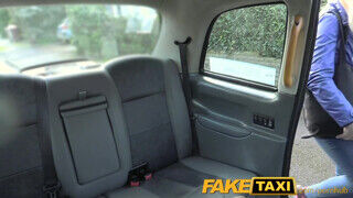 FakeTaxi - ingyen elviszlek ha baszhatunk