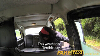 FakeTaxi - brazil csaj hátsó bejáratba kefélve