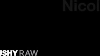 TUSHYRAW - Nicole Aria popsija megkúrva