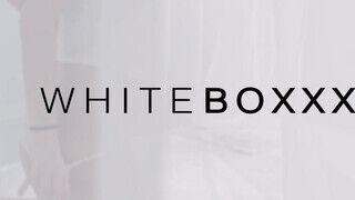 WhiteBoxxx - Zazie Skymm a magyar szuka hátsó bejáratba reszelve