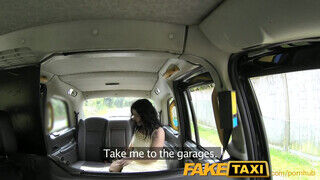 FakeTaxi - latin amerikai maca visszatér