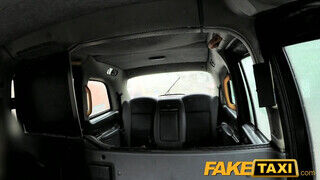 FakeTaxi - félénk gádzsi kis formás segge
