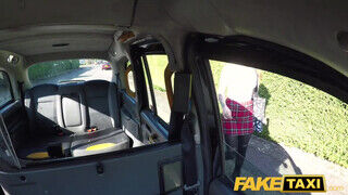 Fake Taxi - Kylie Nymphette a céda koleszos bige