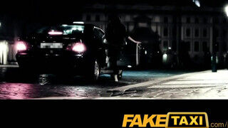 FakeTaxi - Jasmine Jae kedveli a durva falloszt