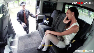 FuckedInTraffic - Alicia Wild gigászi tőgyes cseh bébi