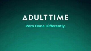 ADULT TIME - Iskolás csajok ma se tanulnak