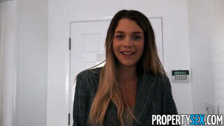PropertySex - Gabbie Carter az óriás kannás kívánatos tinédzser
