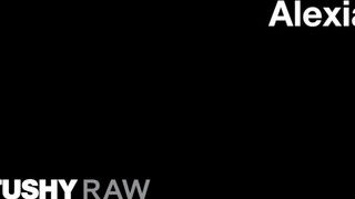 TUSHYRAW - Alexia szűk hátsó lyukba megkúrva