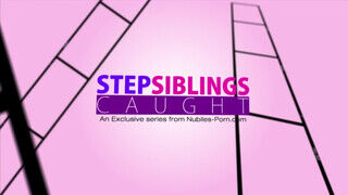 StepSiblingsCaught - Emily Willis a szajha nevelő húgi