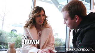 Private com - Eva Brown három barna pacákkal kúr