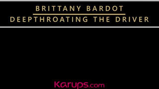 Karups - Brittany Bardot a izgató világos szőke milf