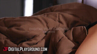 Digital Playground - Desiree Dulce a vonzó gigantikus csöcsű szuka