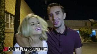 Digital Playground - Jessa Rhodes kora reggeli kettyintése