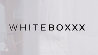 WhiteBoxxx - Ginebra Bellucci fenékbe baszva