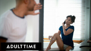 ADULT TIME - Kimmy Kimm a izgató ázsiai milf