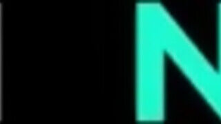 Szexy vörös HR megvesztegeti milf főnökét, Reagan Foxx-ot masszázzsal, hogy megkapja, amit akar