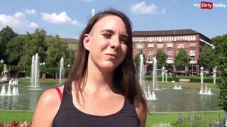 Német turista bige kültéri anális kettyintése