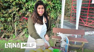 Carmen Lara éhes milf vaginája kap mély baszást forró felvétel és dugás közben